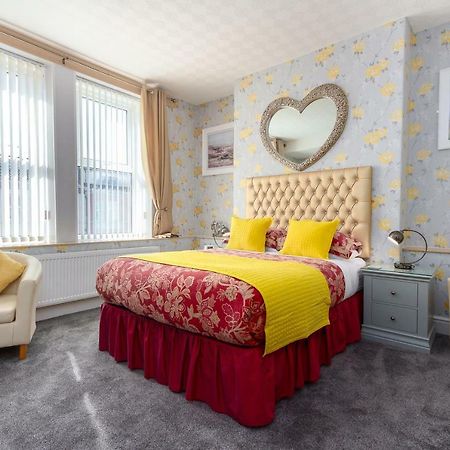Valentine Lodge Over 21 Adult Couples Only Blackpool Exterior foto