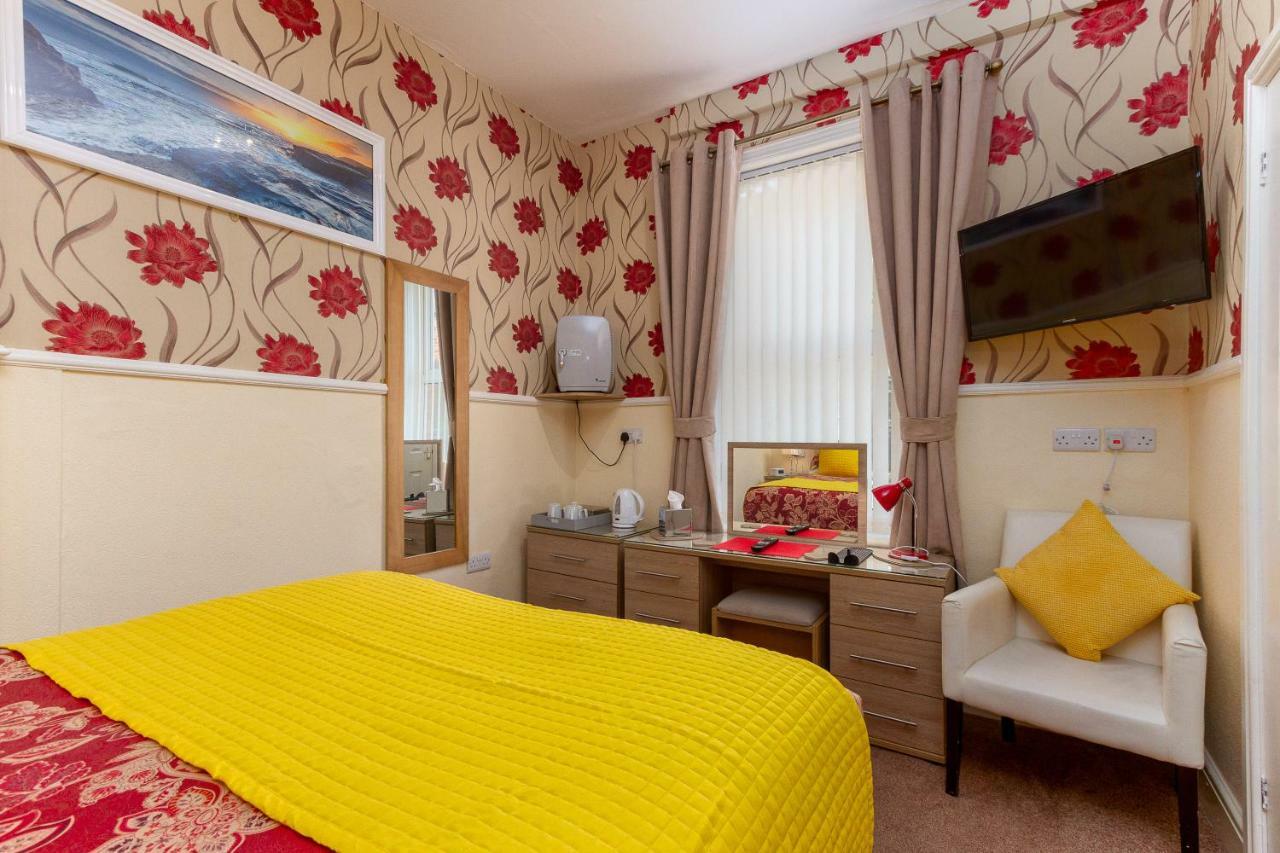 Valentine Lodge Over 21 Adult Couples Only Blackpool Exterior foto