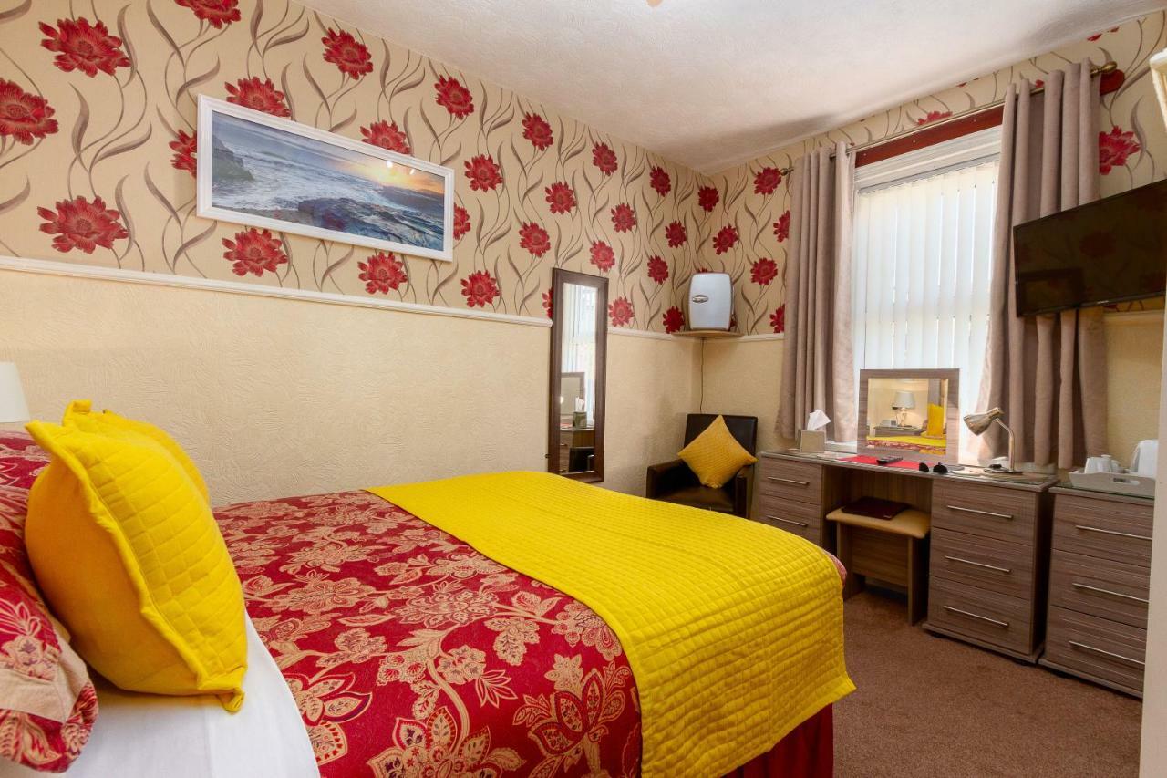Valentine Lodge Over 21 Adult Couples Only Blackpool Exterior foto